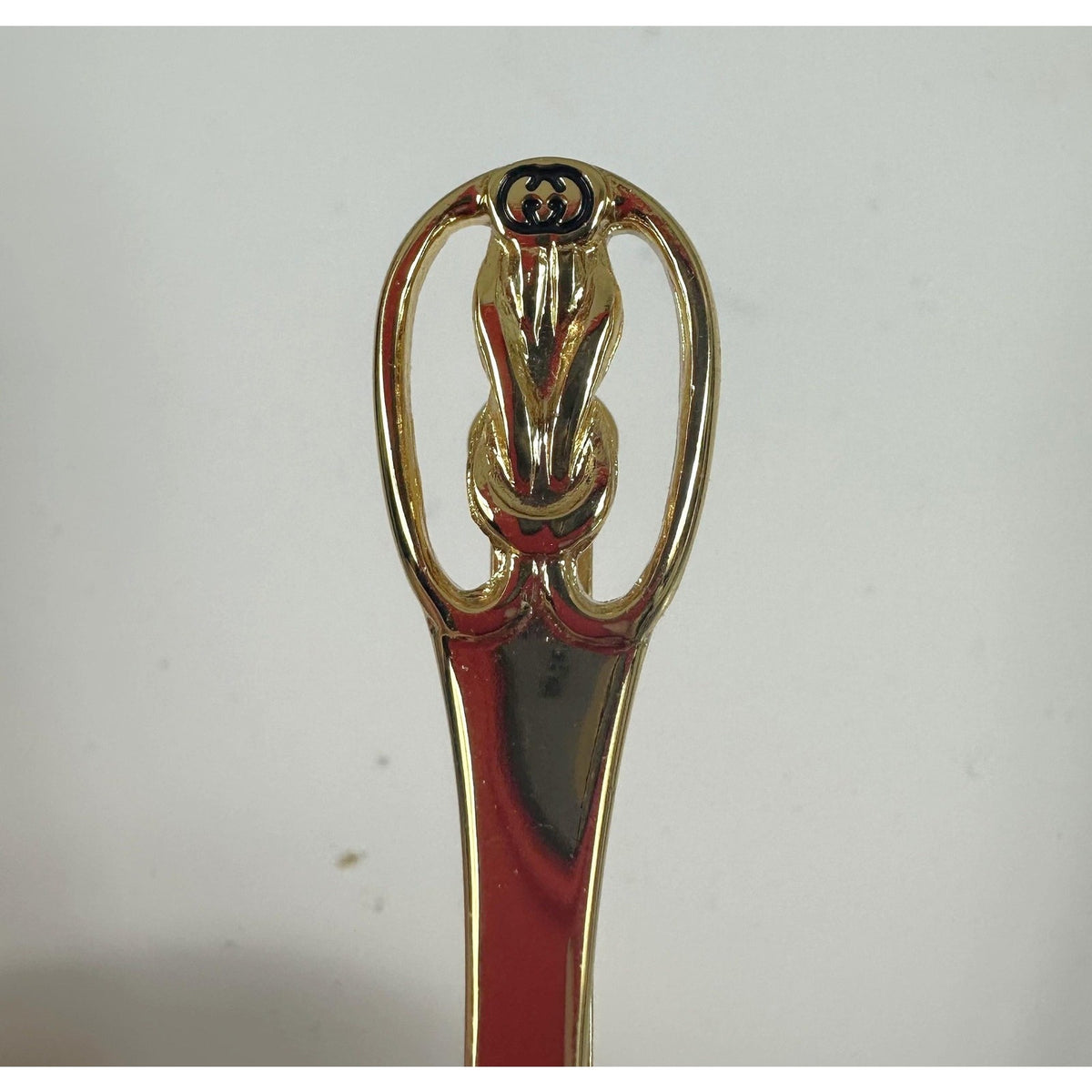 Vintage Gucci Gold Tone Red Enamel Logo Tie Clip Bar Mens 2.5 Inch Italy