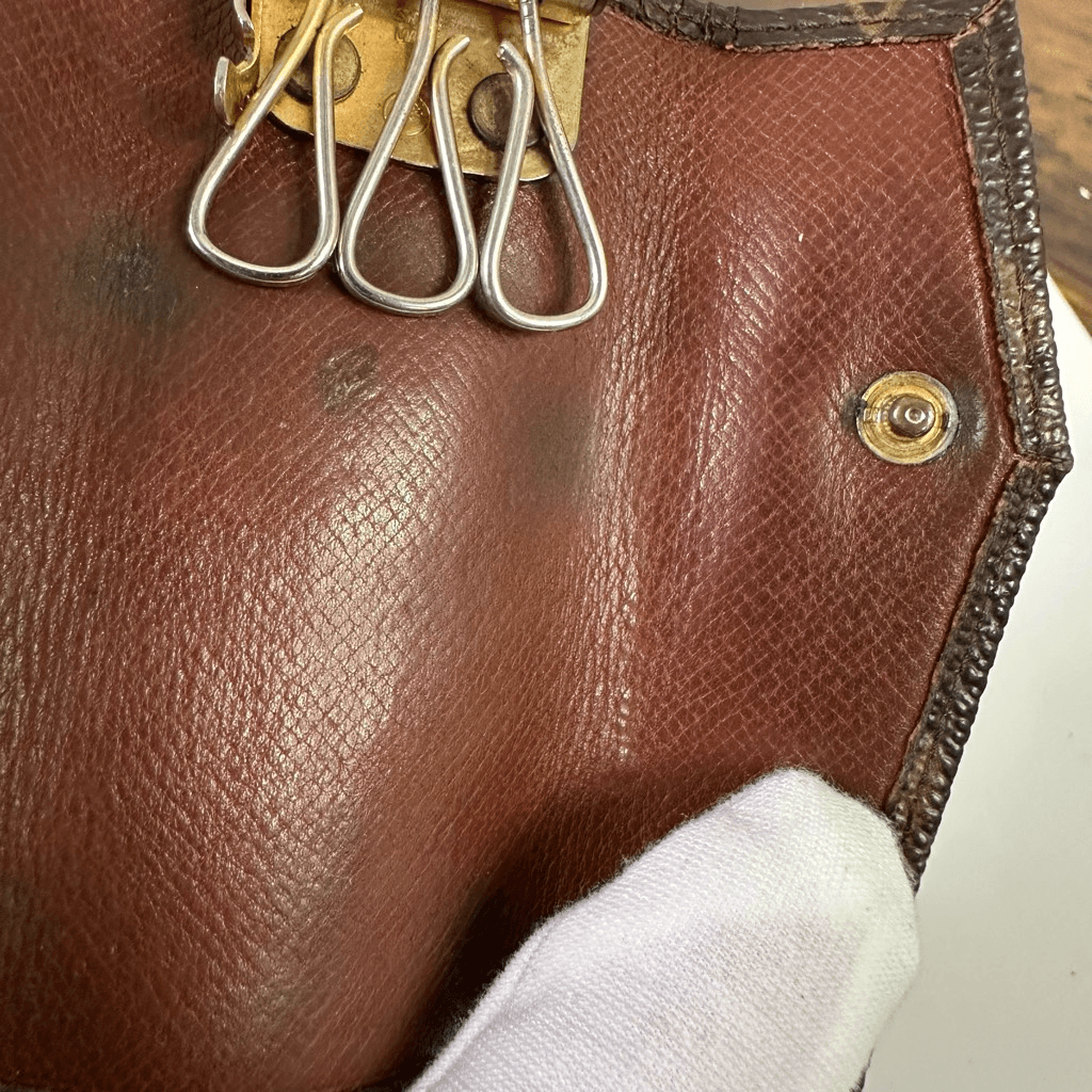 Louis Vuitton Monogram Vintage 3 Key Holder Case