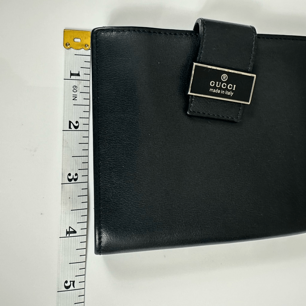 Gucci Trademark Plate Black Leather Compact Wallet