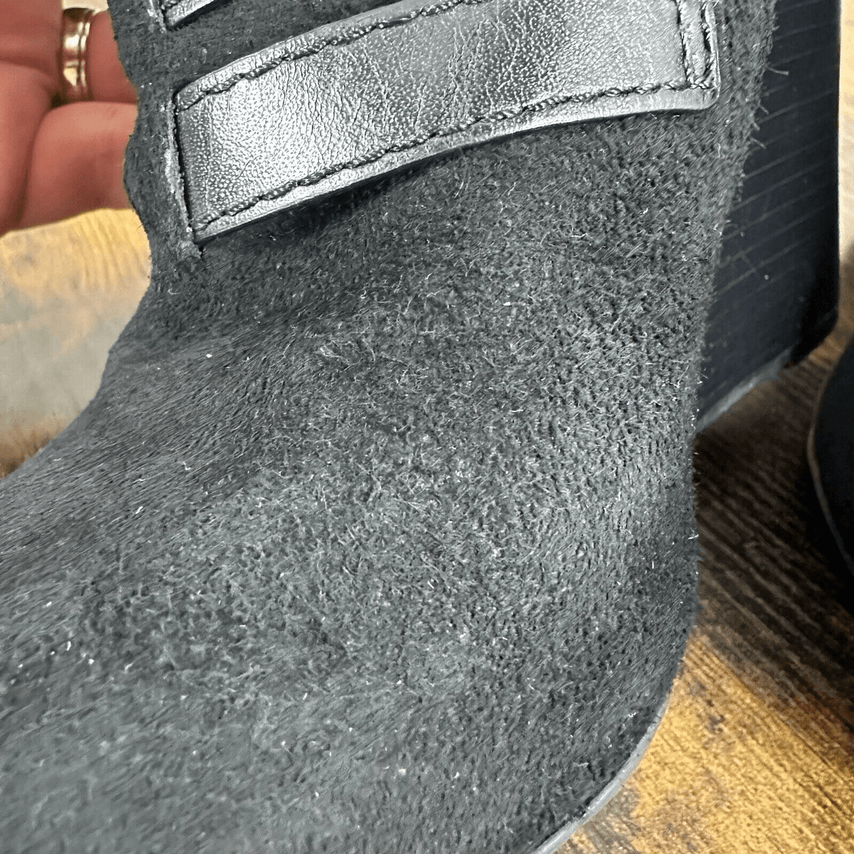 Tory Burch Gabrielle Buckle Suede Black Wedge Booties Size 6