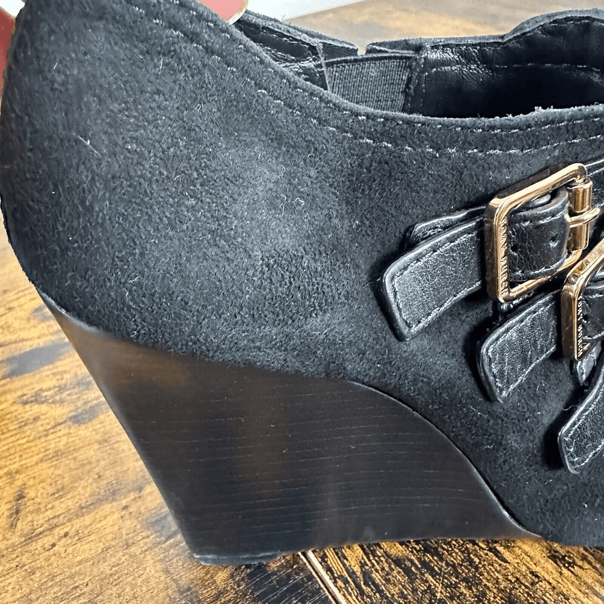 Tory Burch Gabrielle Buckle Suede Black Wedge Booties Size 6