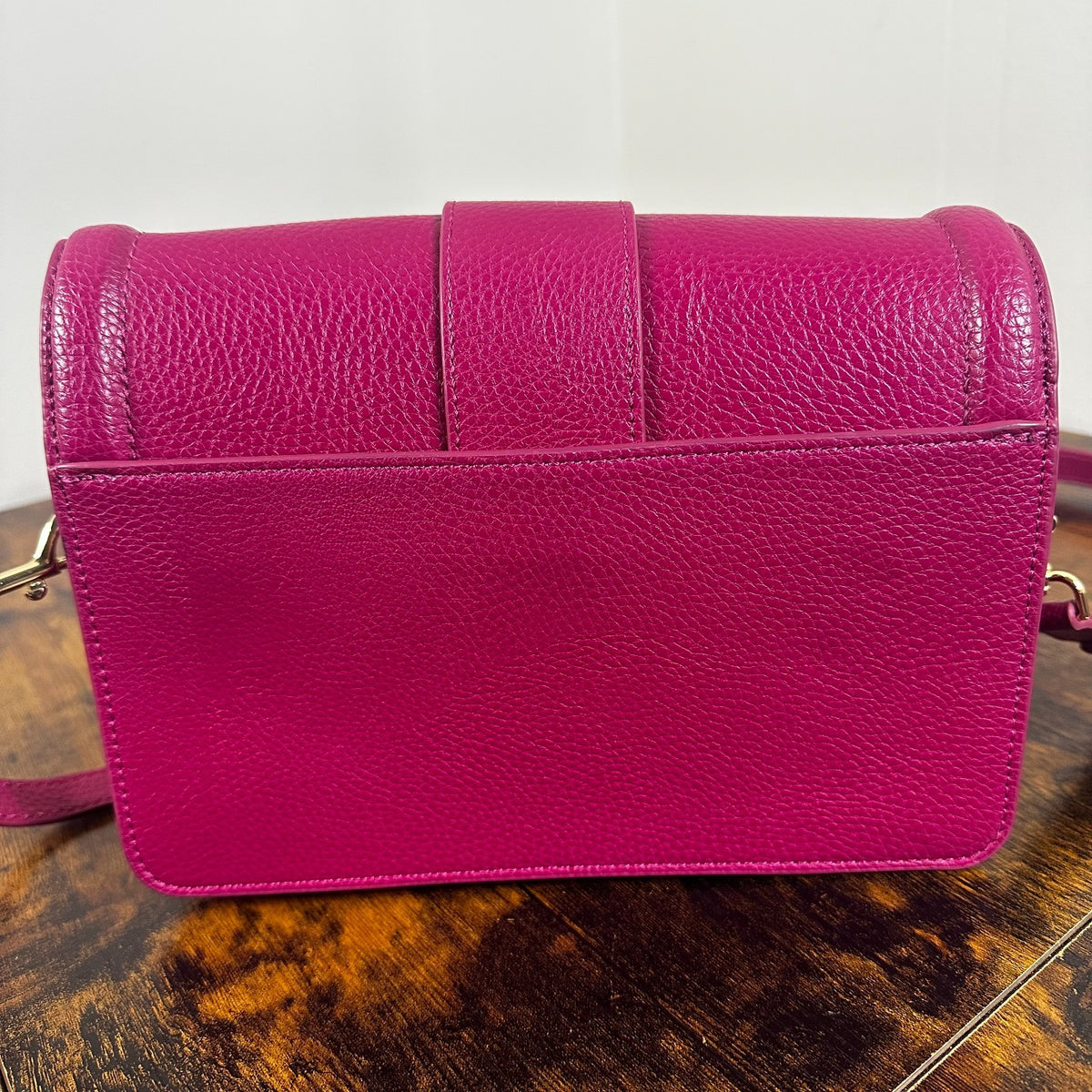 Versace Jeans Couture Pink Pebbled Gold Accent Crossbody Bag Purse Shoulder Hand