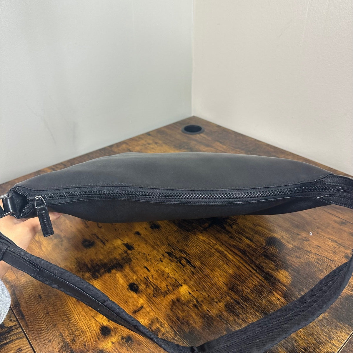 Gucci Black Leather Hobo Shoulder Bag Authentic Made in Italy